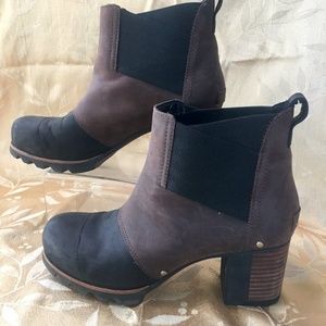 Sorel Black and Brown Ankle Boots-Size 7.5